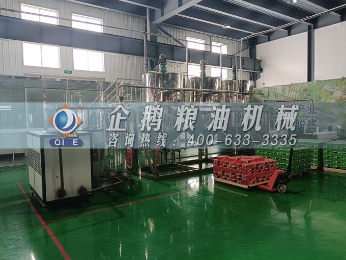 企鵝牌茶籽油雙螺桿榨油機(jī)，用心制造獲得客戶認(rèn)可(圖3)